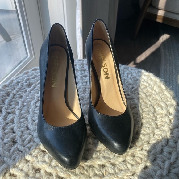 Women’s Black Brazilian Leather Heels Size 7 - Picture 3 of 4